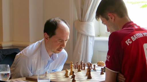 F2122FCB1R10-Kasimdzhanov-Dragnev