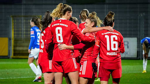 FC Bayern Frauen, Sarah Zadrazil, Linda Dallmann