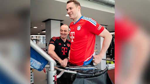 06-reha-manuel-neuer-230302-mel