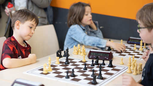 F23-RgR-Team_w23312_010