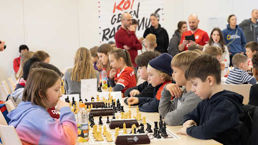 F23-RgR-Team_w23312_077