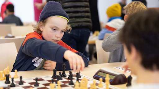 F23-RgR-Team_w23312_120