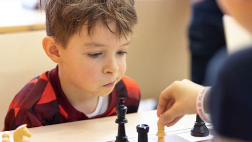 F23-RgR-Team_w23312_136