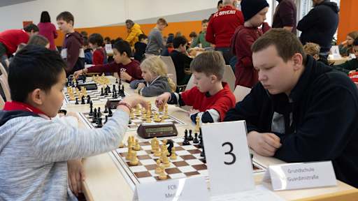 F23-RgR-Team_w23312_182