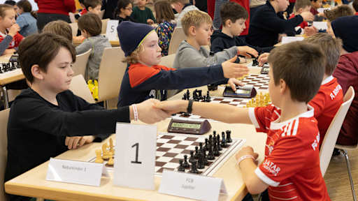 F23-RgR-Team_w23312_217