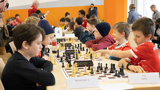 F23-RgR-Team_w23312_273