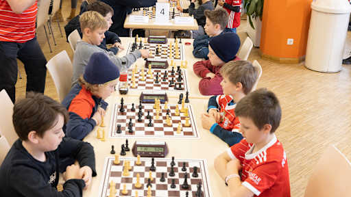 F23-RgR-Team_w23312_276