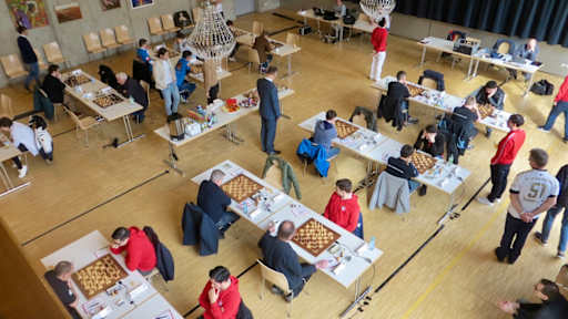 F2223FCB1R13-Saal