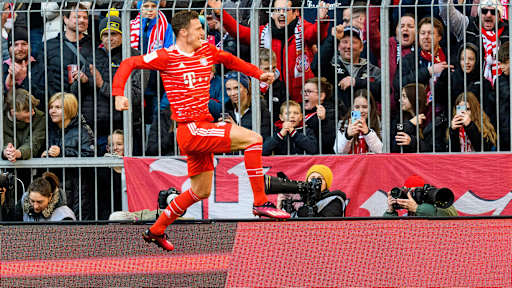 Benjamin Pavard ist Schütze des FC Bayern Tor des Monats März 2023
