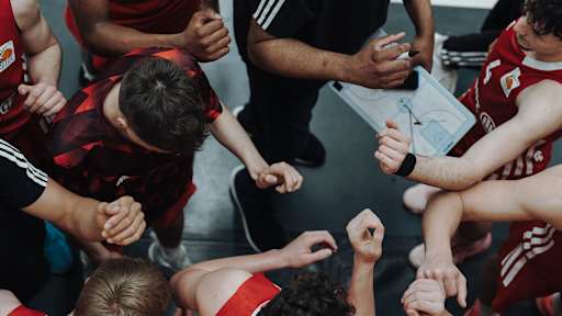 NBBL-VF-Bamberg_Game2_Auszeit