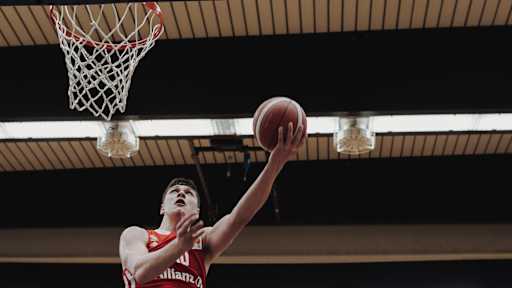 NBBL-VF-Bamberg_Game2_Ivan-Kharchenkov