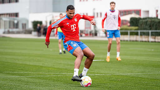 11-training-fcbayern-230426-mel
