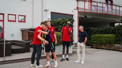 Kimmich_Bonga_Obst_Hainer_Giffy__Training_230919_B1_8478
