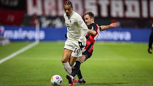 Spielszene aus der Bundesliga-Partie Eintracht Frankfurt - FC Bayern