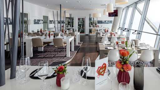 Ebene_5_E_Lounge