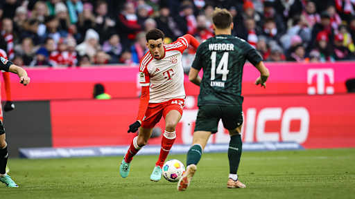 Spielszene aus dem Bundesliga-Spiel FC Bayern gegen Werder Bremen