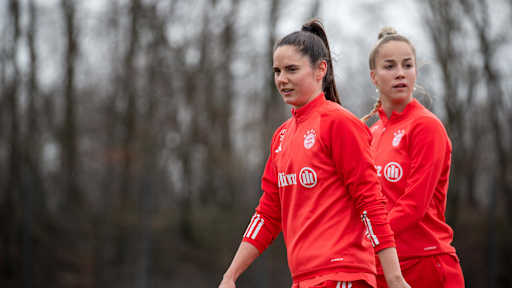 Sarah Zadrazil, FC Bayern Frauen, SC Freiburg, Training