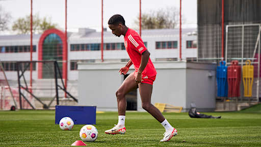 03-fcbayern-trainingsstart-vor-bvb-240326-mel
