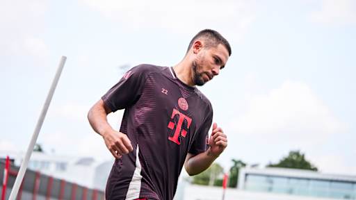 16-240719-training-mel