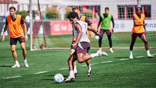08-fcbayern-training-240813
