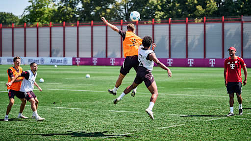 14-fcbayern-training-240813