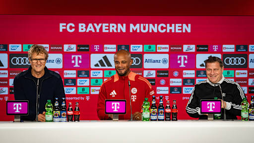 Vincent Kompany spricht im Pressetalk des FC Bayern.