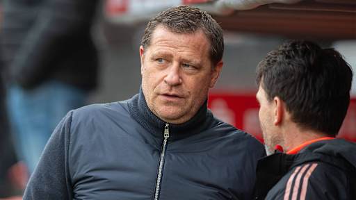 El director deportivo Max Eberl antes del partido de la Bundesliga entre el Union Berlin y el FC Bayern en el Stadion an der Alten Försterei.