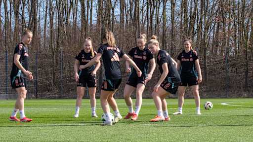Tuva Hansen and FC Bayern Women in their final training session ahead of Hoffenheim.