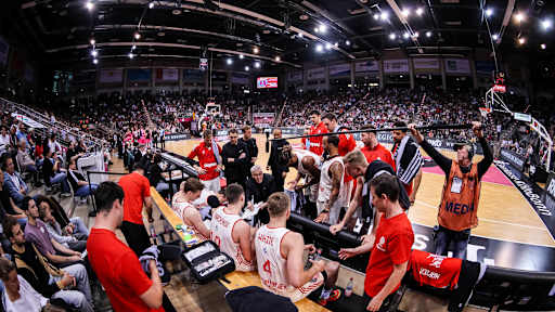 Bilder vom BBL-Auswärtsspiel gegen die Telekom Baskets