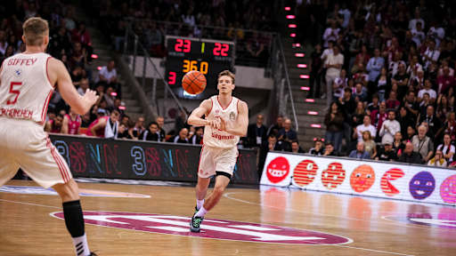 Bilder vom BBL-Auswärtsspiel gegen die Telekom Baskets