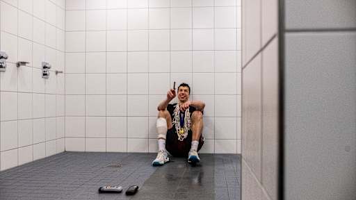 Vladimir Lucic verlängert seinen Vertrag beim FC Bayern Basketball bis 2027.