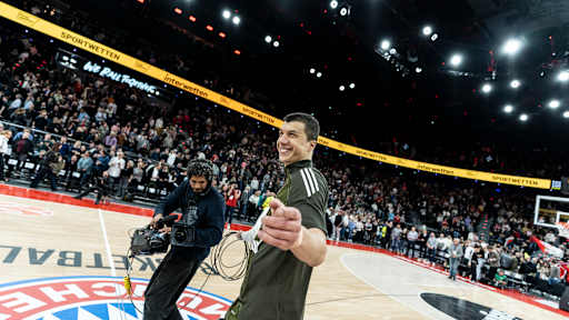 Vladimir Lucic verlängert seinen Vertrag beim FC Bayern Basketball bis 2027.
