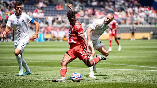 Kingsley Coman beim Torabschluss und dem damit verbundenen Treffer zum 4:0 gegen Auckland City FC bei der Klub-WM