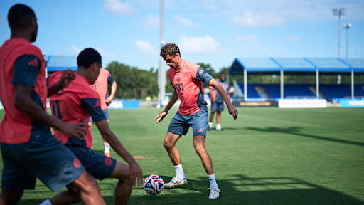Das FC Bayern-Abschlusstraining vor dem Klub-WM-Spiel gegen die Boca Juniors