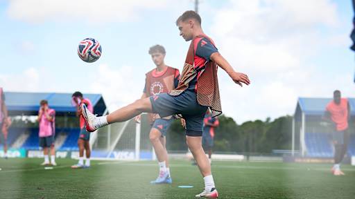 FC Bayern's final training session ahead of the Club World Cup game against Benfica