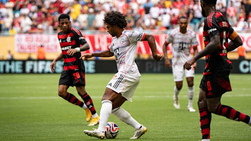 Serge Gnabry am Ball im Klub-WM-Achtelfinale gegen Flamengo