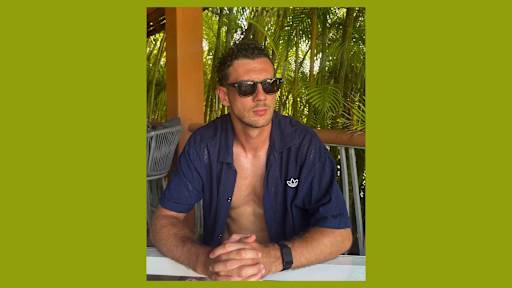 FC Bayern-Profi Leon Goretzka entspannt im Urlaub.