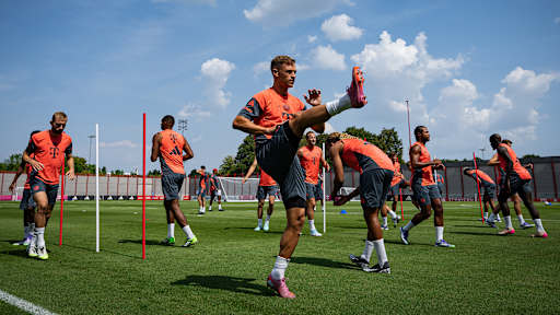 Die Bilder des Abschlusstrainings des FC Bayern vor dem Franz Beckenbauer-Supercup beim VfB Stuttgart