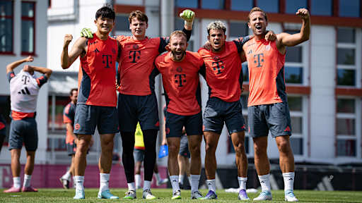 Die Bilder des Abschlusstrainings des FC Bayern vor dem Franz Beckenbauer-Supercup beim VfB Stuttgart