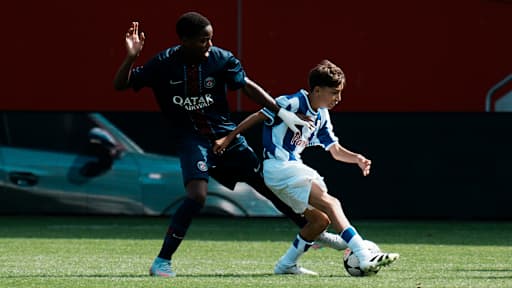 Szene aus dem Spiel PSG vs. FC Porto beim U15 Elite Cup am FC Bayern Campus