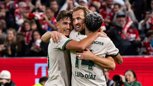 Harry Kane bejubelt sein Tor zum 3:0 im Bundesliga-Heimspiel des FC Bayern gegen den SV Werder Bremen.