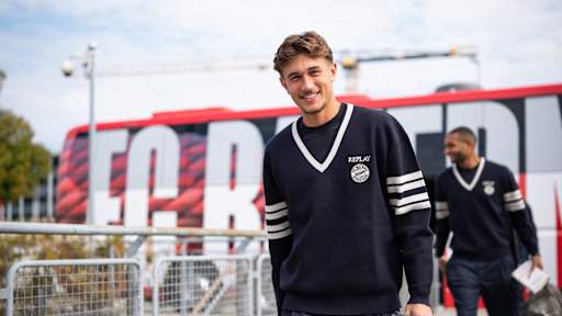 Tom Bischof auf der Reise nach Zypern