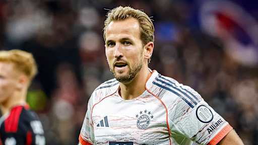 Harry Kane nach dem Spiel des FC Bayern bei Eintracht Frankfurt