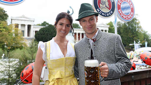 Traditioneller Besuch: Der FC Bayern auf dem Oktoberfest 2025