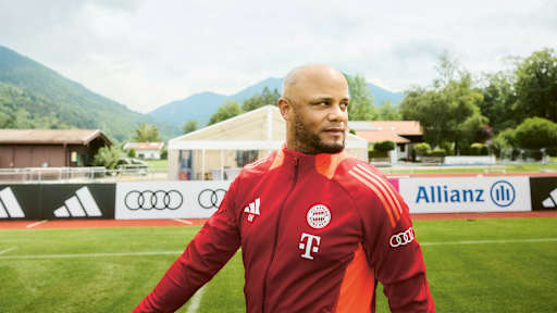 Best of Vincent Kompany beim FC Bayern zu seiner Vertragsverlängerung