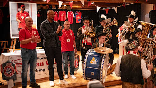 Best of Vincent Kompany beim FC Bayern zu seiner Vertragsverlängerung