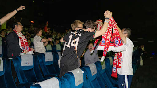 Fans beim Launch-Event mit CRC Sports als neuer Merchandising- und Vertriebspartner des FC Bayern in Thailand.