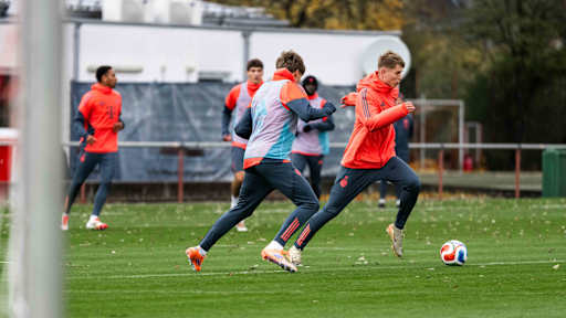 Robert Deziel Jr. holt zum Schuss aus.