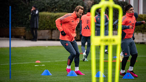 Harry Kane rennt im Training des FC Bayern