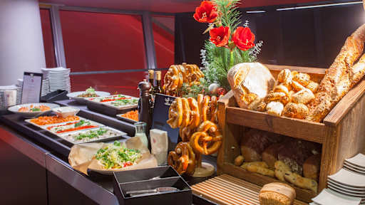 Foyer - Buffet - Vorspeise, Brote, Semmeln Brezen